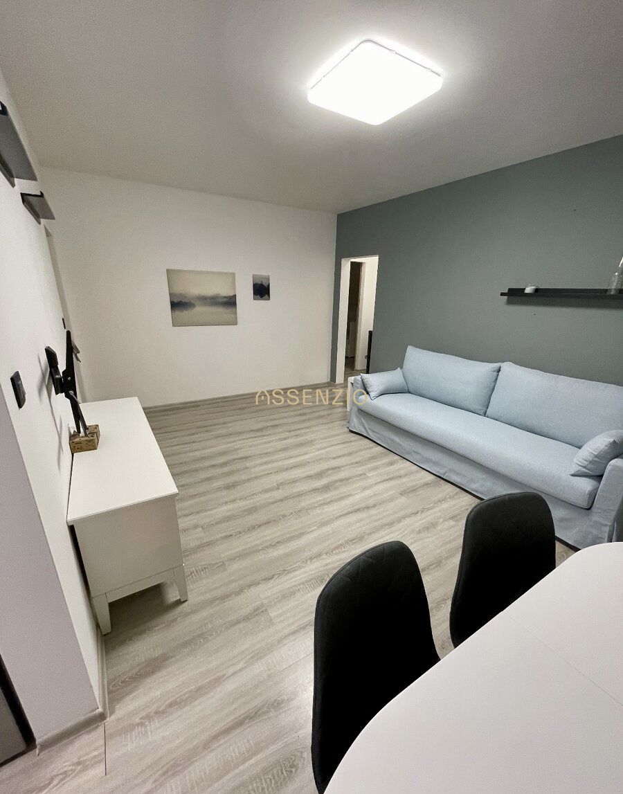 Rent Three bedroom apartment, Three bedroom apartment, Bratislava - Dú