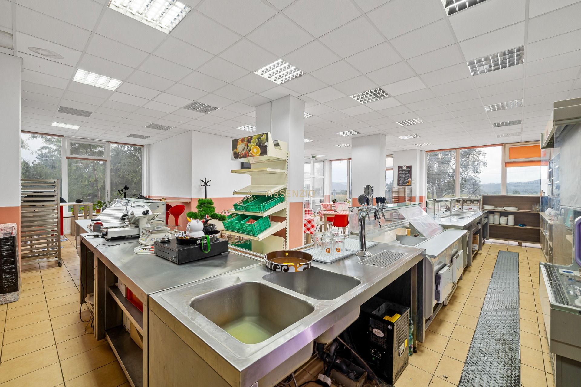 Sale Commercial premises, Commercial premises, Jána Jonáša, Bratislava