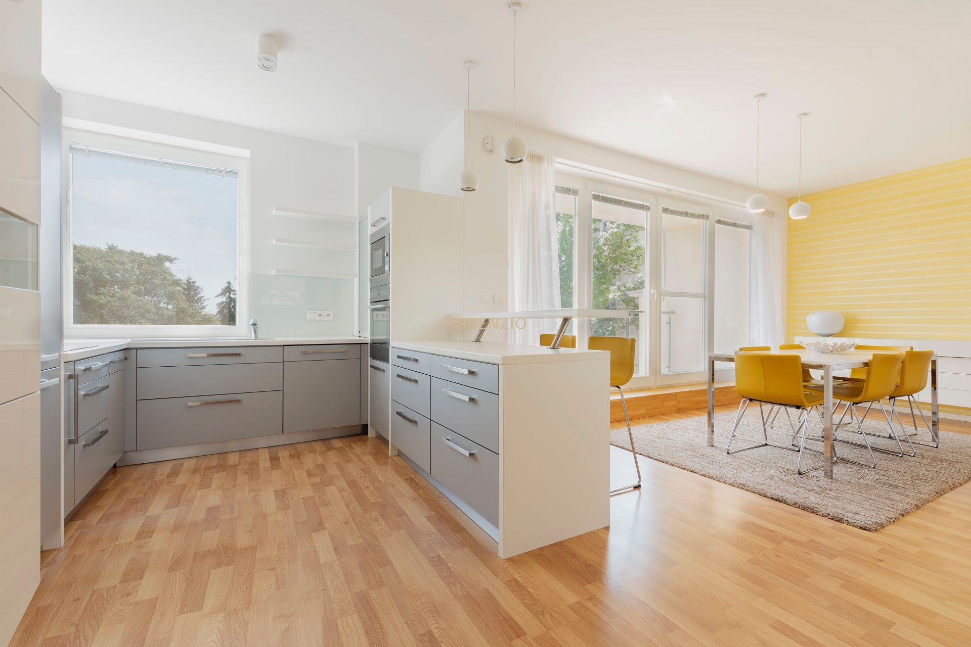 Rent Four+ bedroom apartment, Four+ bedroom apartment, Leškova, Bratis