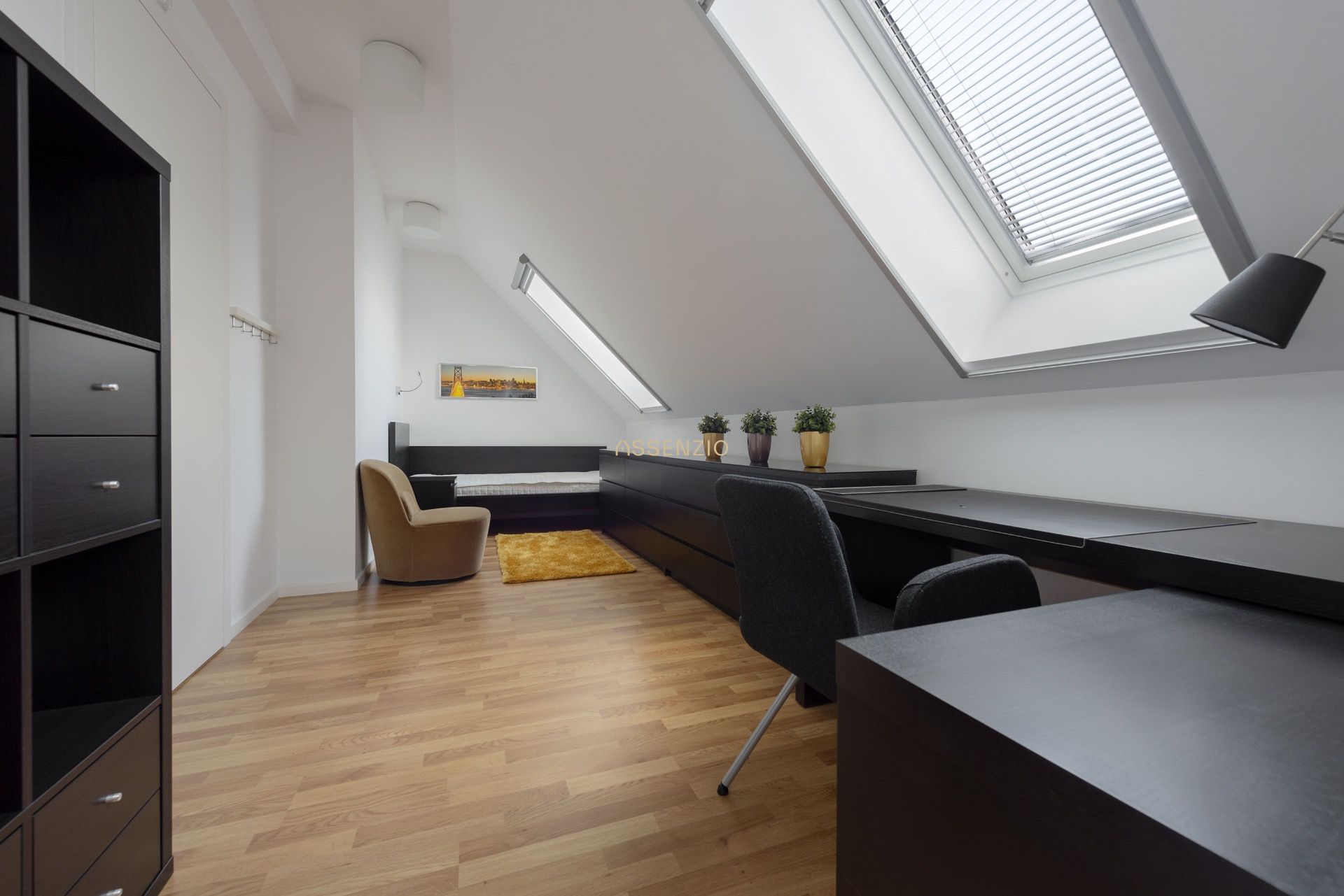 Rent Four+ bedroom apartment, Four+ bedroom apartment, Leškova, Bratis