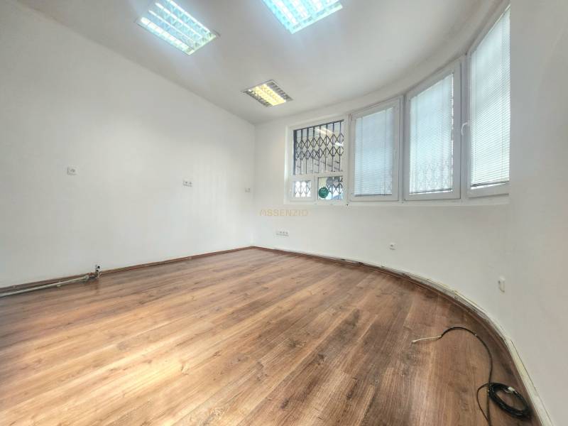 Rent Commercial premises, Commercial premises, SNP, Bratislava - Staré